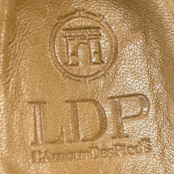 LDP Dalbir Suede Buckle Strap Sandals | Size 8.5M - Picture 10 of 10